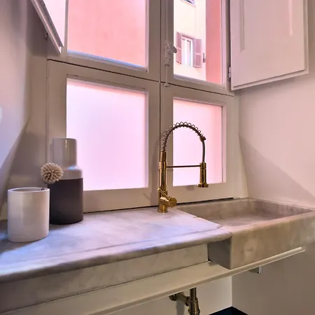 La Casa Al Colosseo Апартаменты Рим